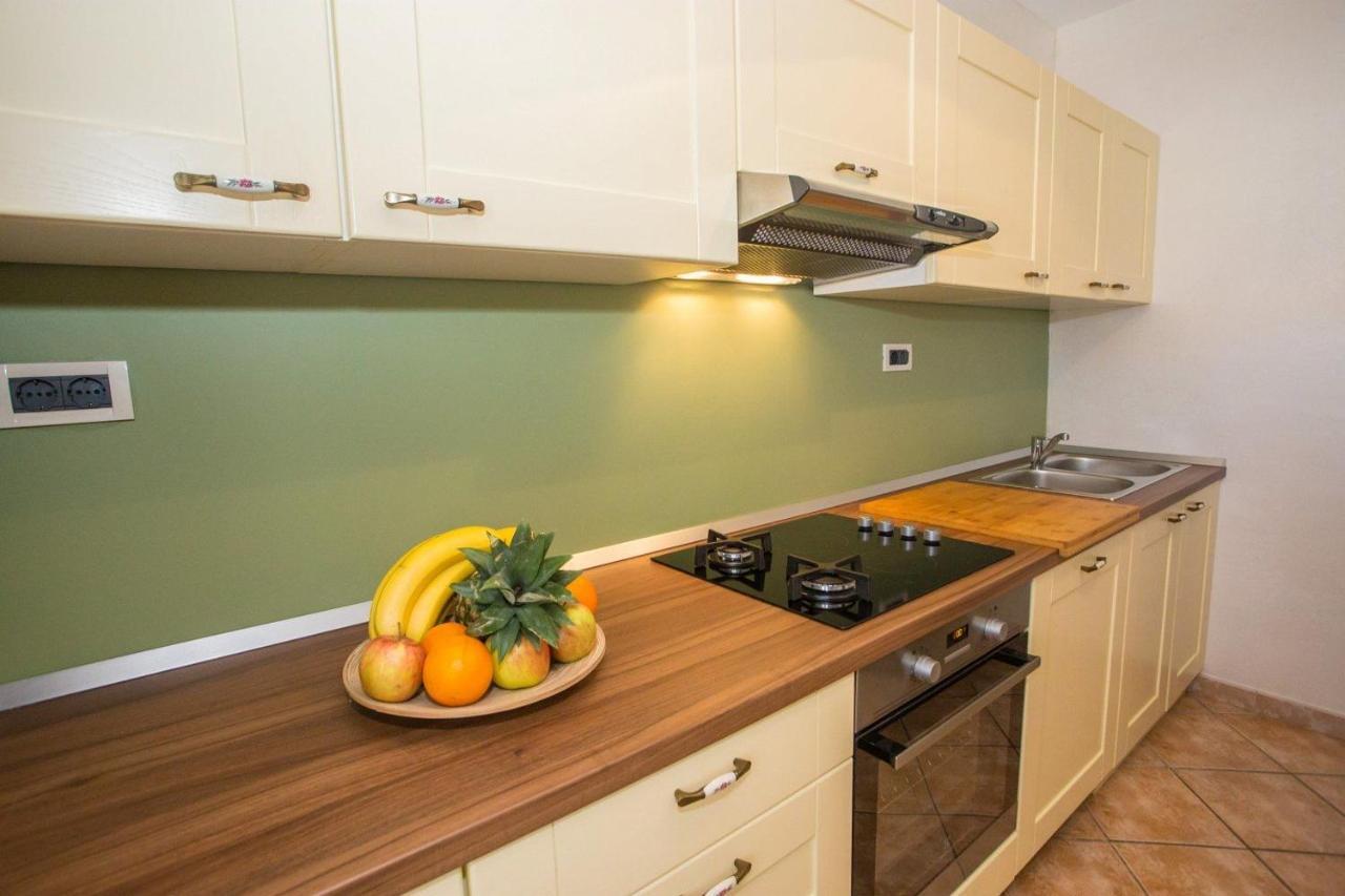 Apartment Nini Poreč Eksteriør billede