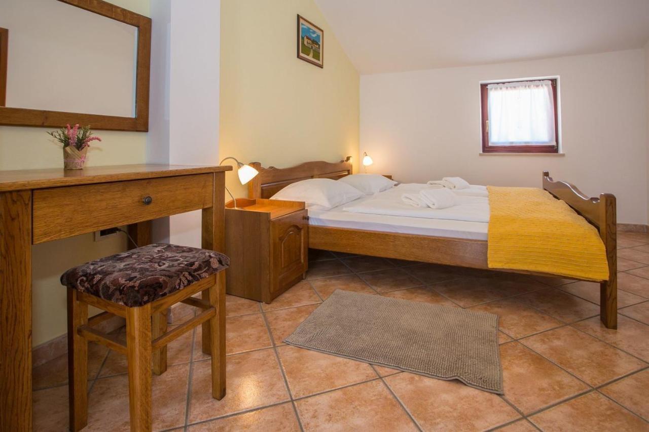 Apartment Nini Poreč Eksteriør billede
